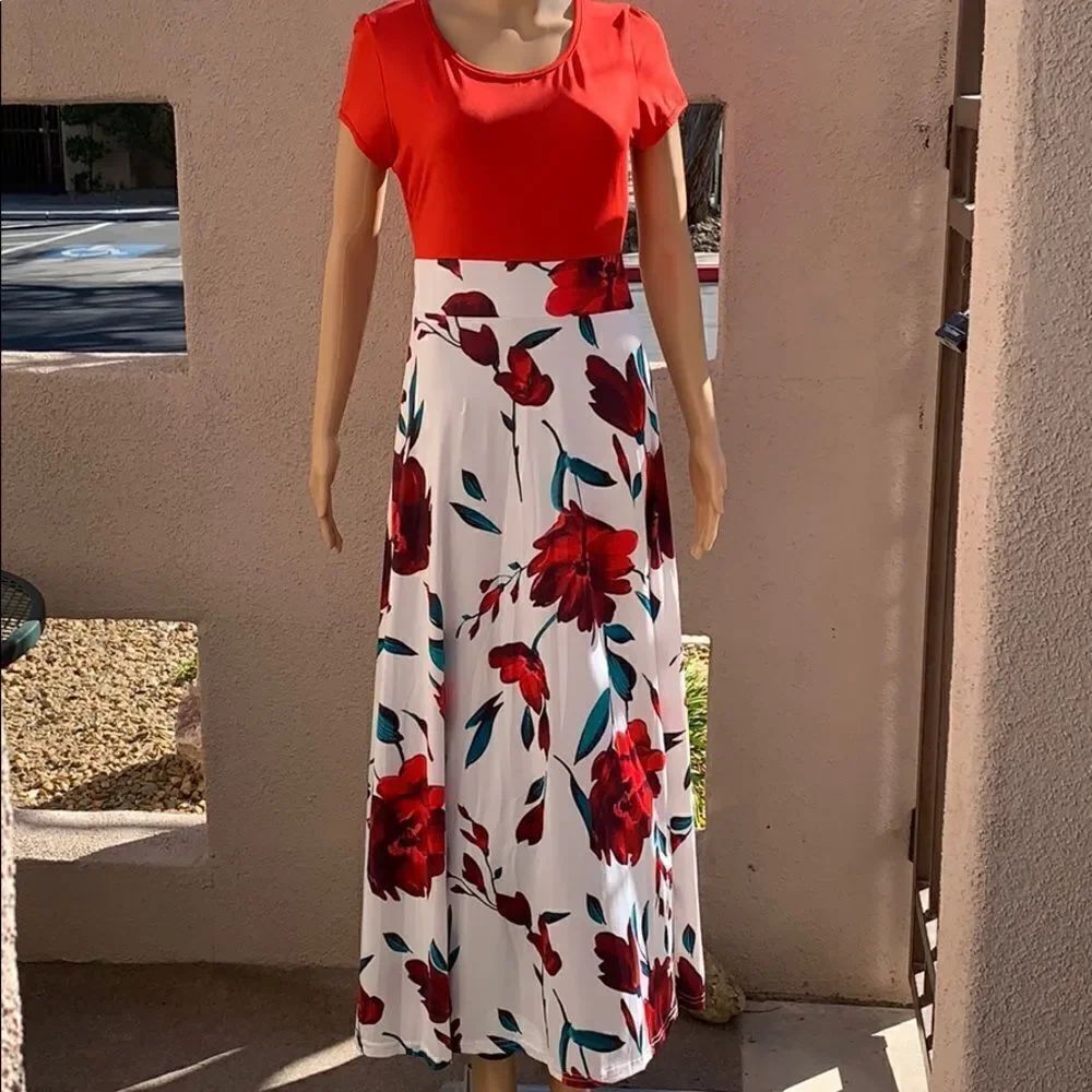 Women’s Large Scoop Neck Short Sleeve Spring Maxi Dress White Red Green Floral